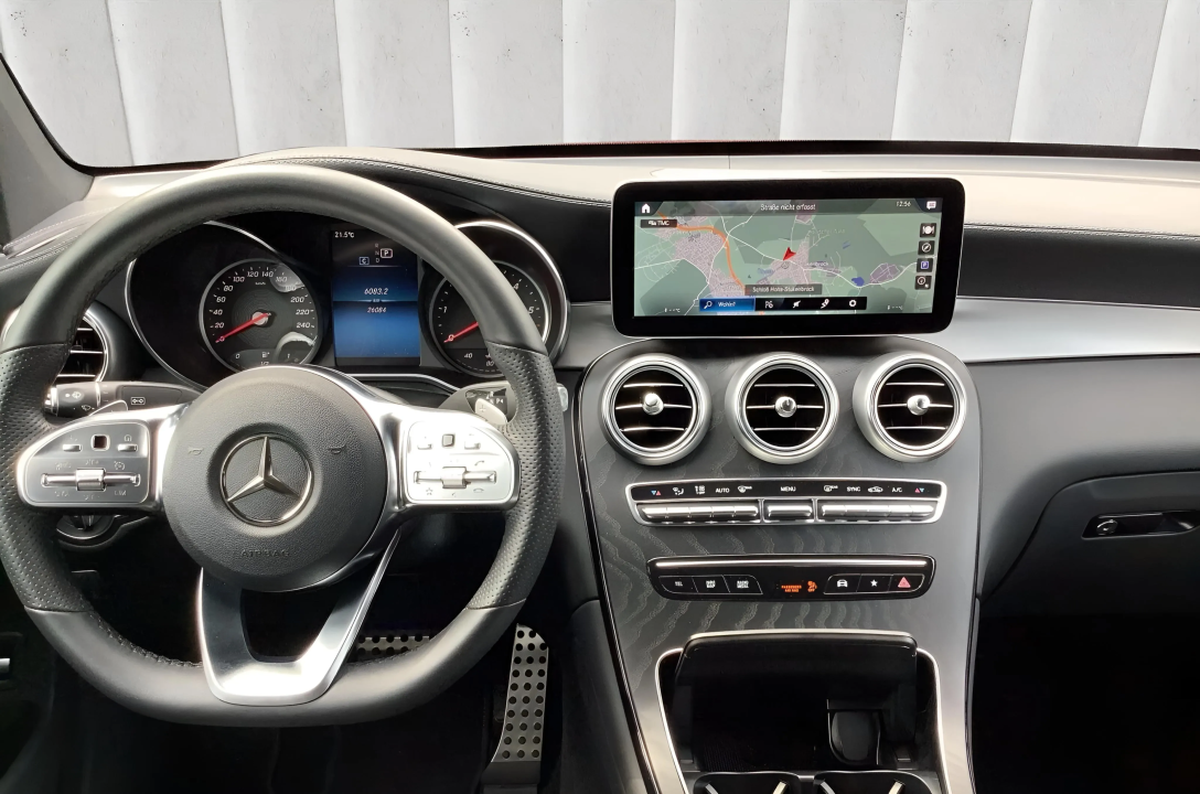 Mercedes-Benz GLC Coupe 300d 4MATIC AMG Line - foto 10