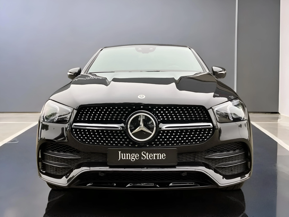 Mercedes-Benz GLE Coupe 400d 4MATIC AMG Line (2)