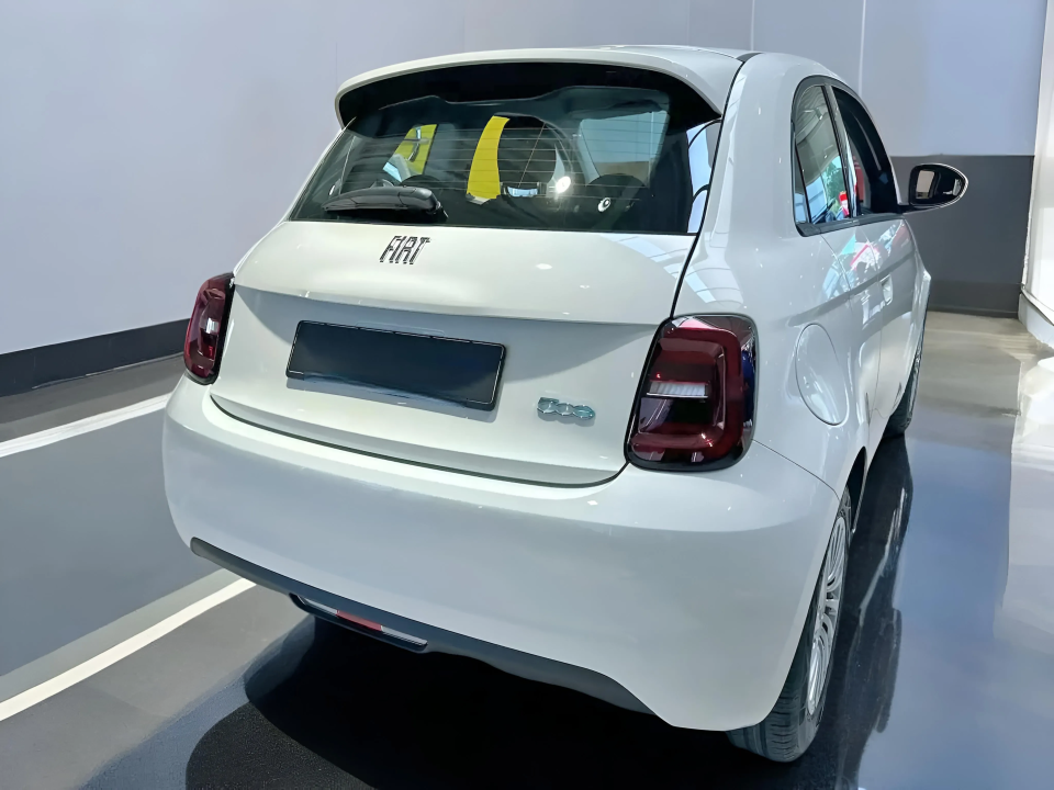 Fiat 500e 3+1 (3)