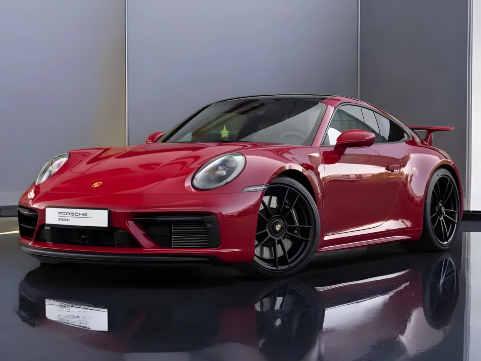 Porsche 911 Carrera 4 GTS (992 I) (1)