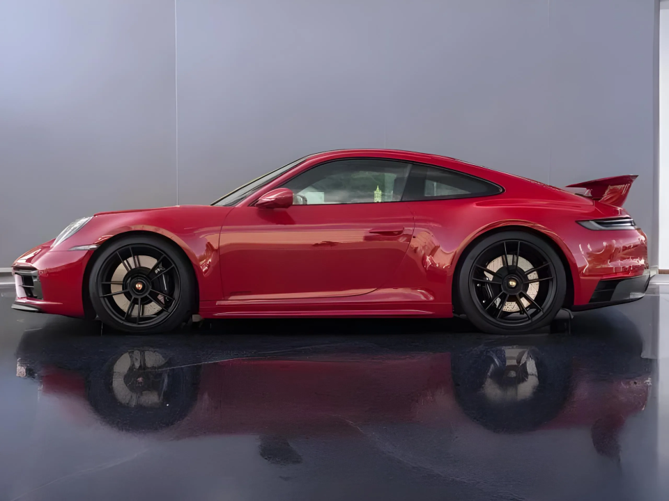 Porsche 911 Carrera 4 GTS (992 I) (3)