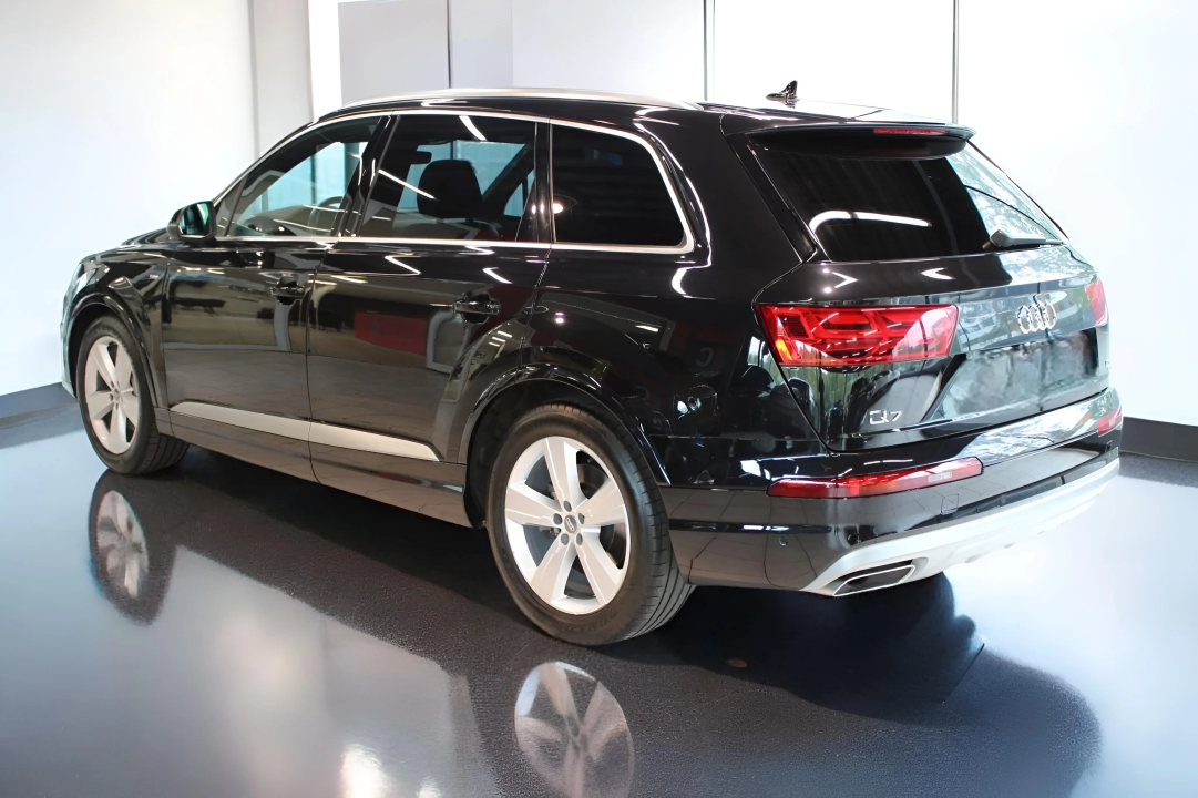 Audi Q7 50 TDI quattro S-line (3)