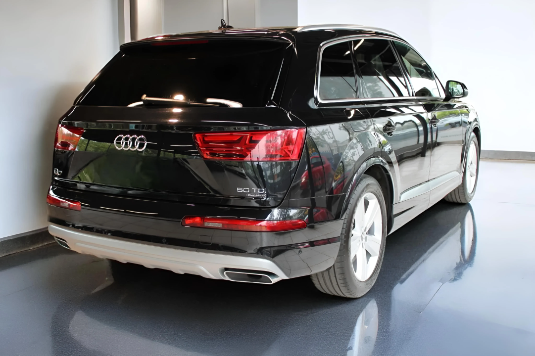 Audi Q7 50 TDI quattro S-line (2)