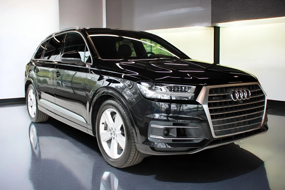 Audi Q7 50 TDI quattro S-line (1)