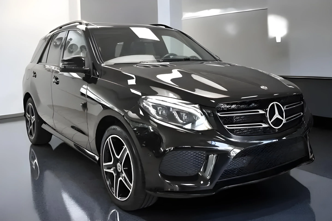 Mercedes-Benz GLE 350 d 4Matic AMG (1)