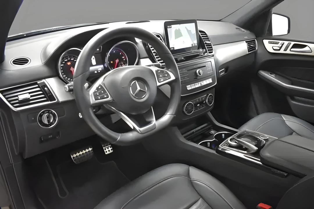 Mercedes-Benz GLE 350 d 4Matic AMG - foto 9