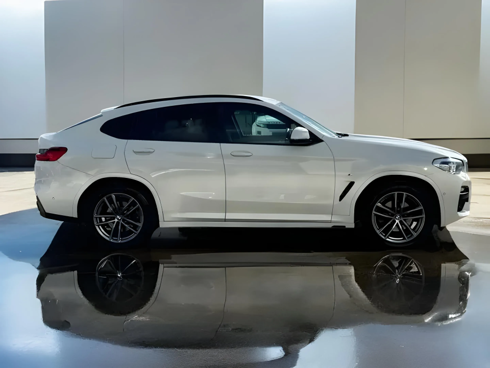 BMW X4 xDrive 20d M Sport (2)