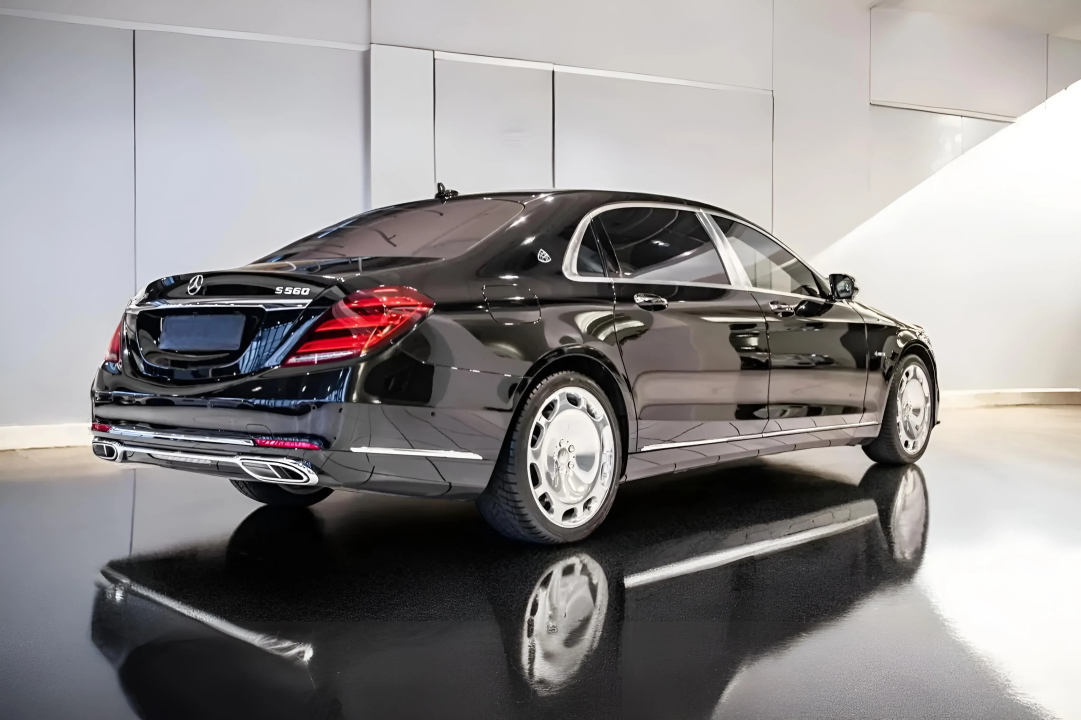 Mercedes-Benz S 560 Maybach 4MATIC (3)