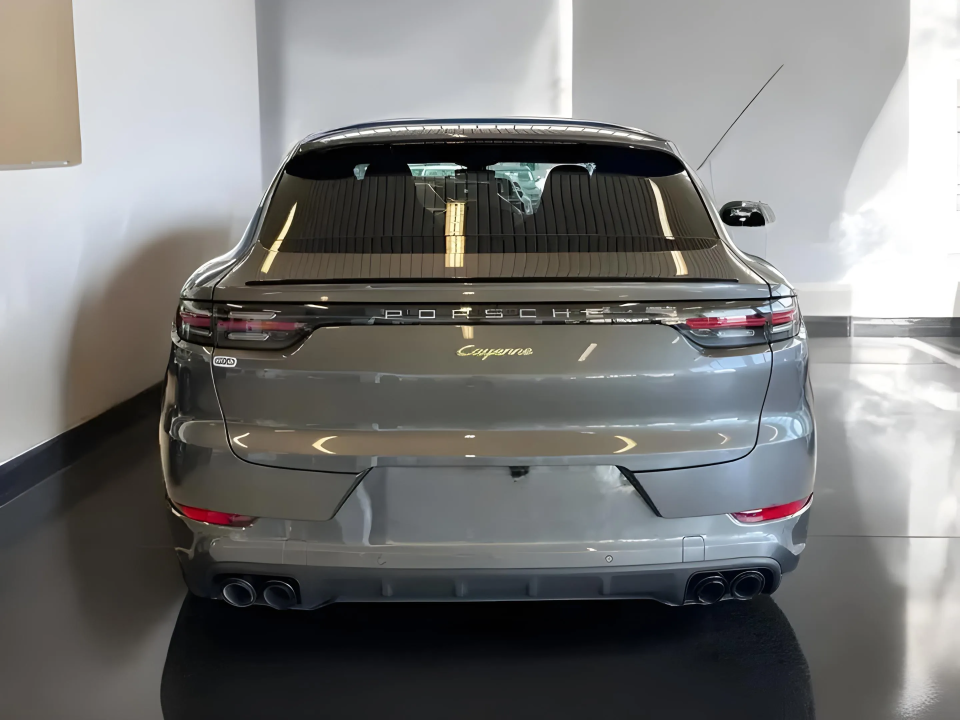 Porsche Cayenne Coupe E-Hybrid (4)