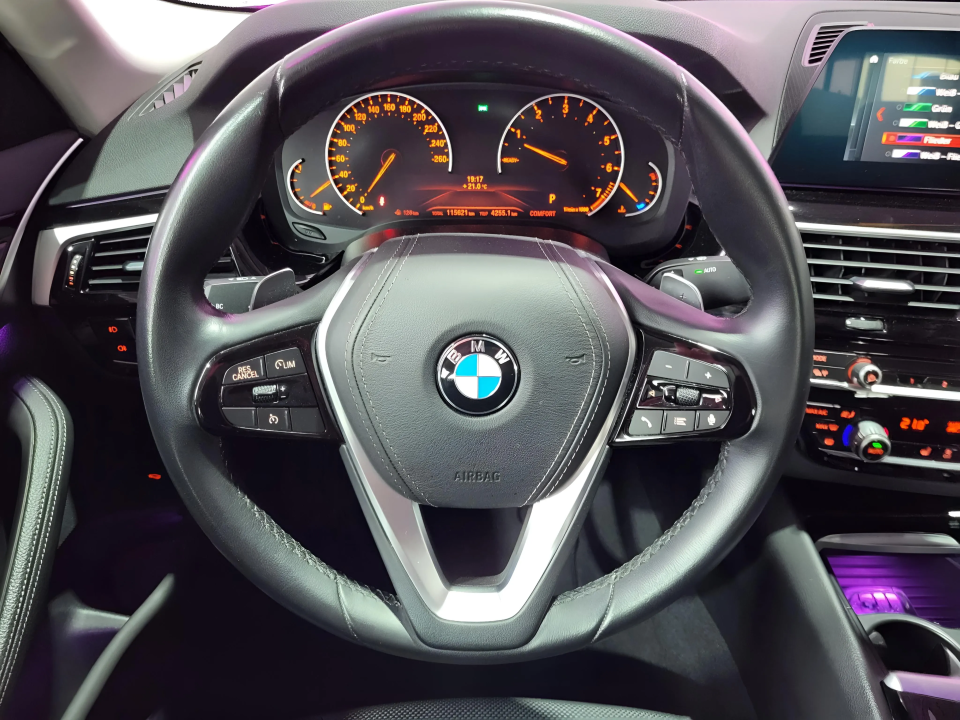 BMW Seria 5 530 i xDrive Sport Line - foto 10