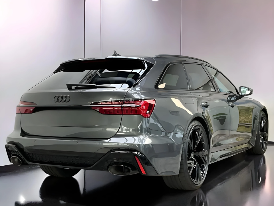 Audi RS6 Avant (5)