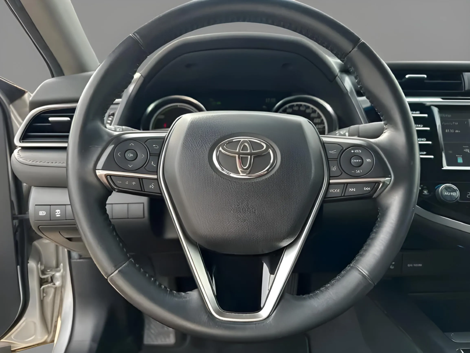 Toyota Camry Hybrid Luxury - foto 11