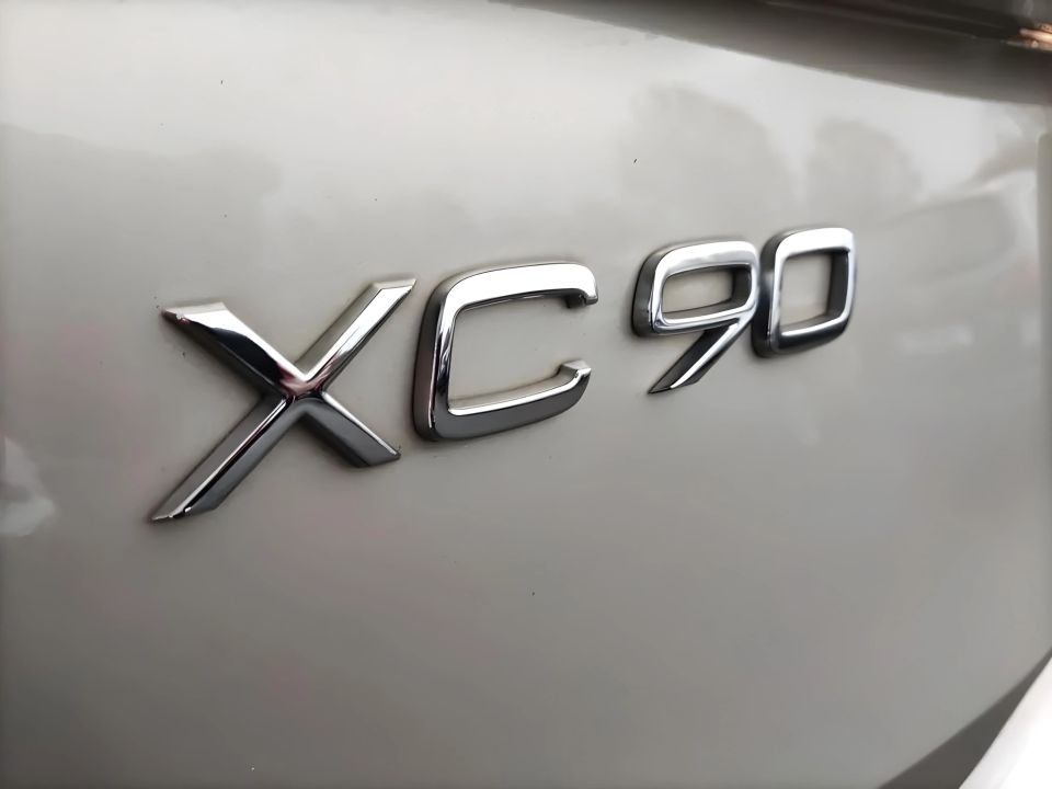 Volvo XC 90 D5 AWD Momentum - foto 13