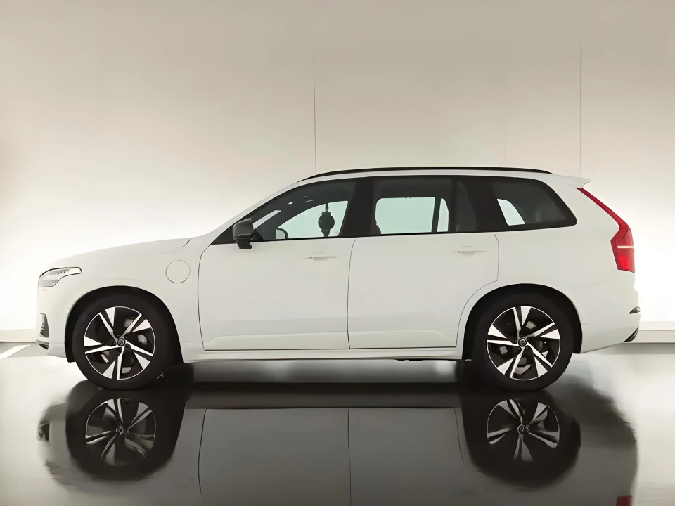 Volvo XC 90 Recharge T8 R-Design AWD (2)