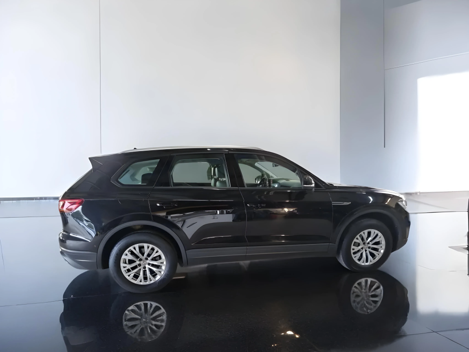 Volkswagen Touareg 3.0 V6 TDI (2)