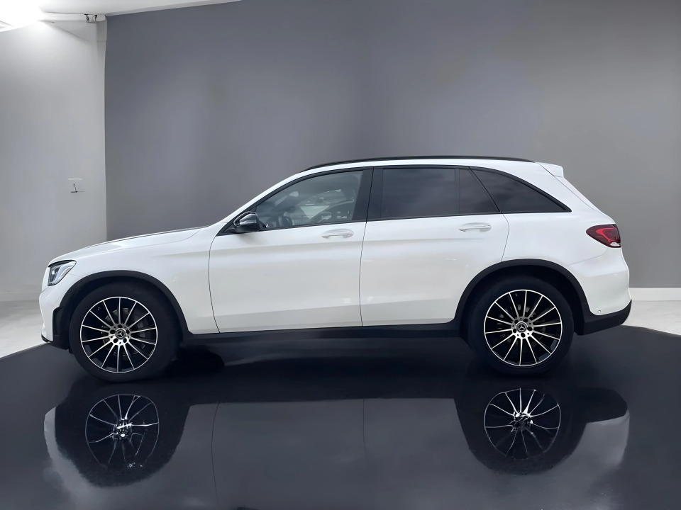 Mercedes-Benz GLC 300 4Matic AMG (2)