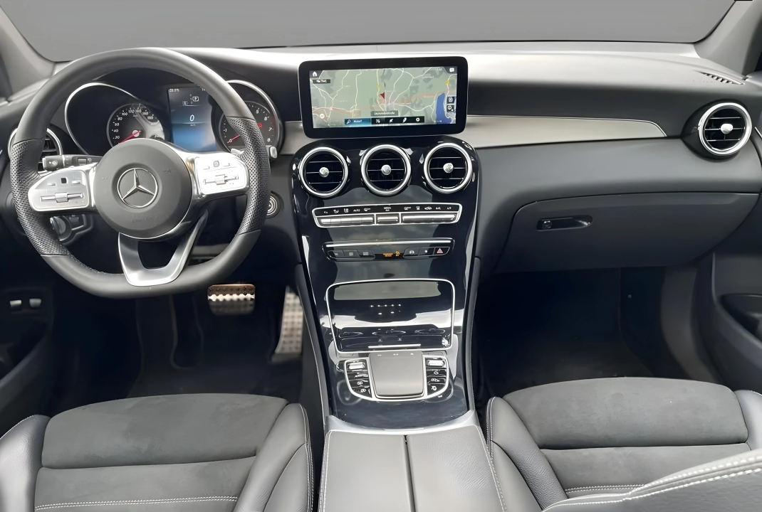 Mercedes-Benz GLC 300 4Matic AMG (5)