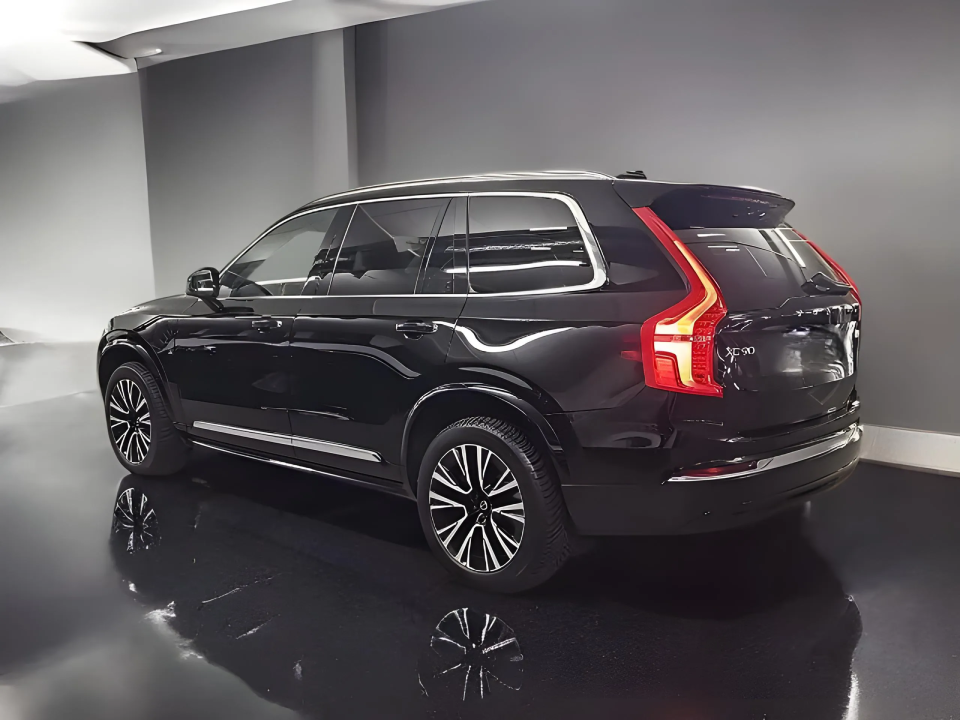 Volvo XC 90 Recharge Ultimate T8 4x4 Plug-in Hybrid (3)