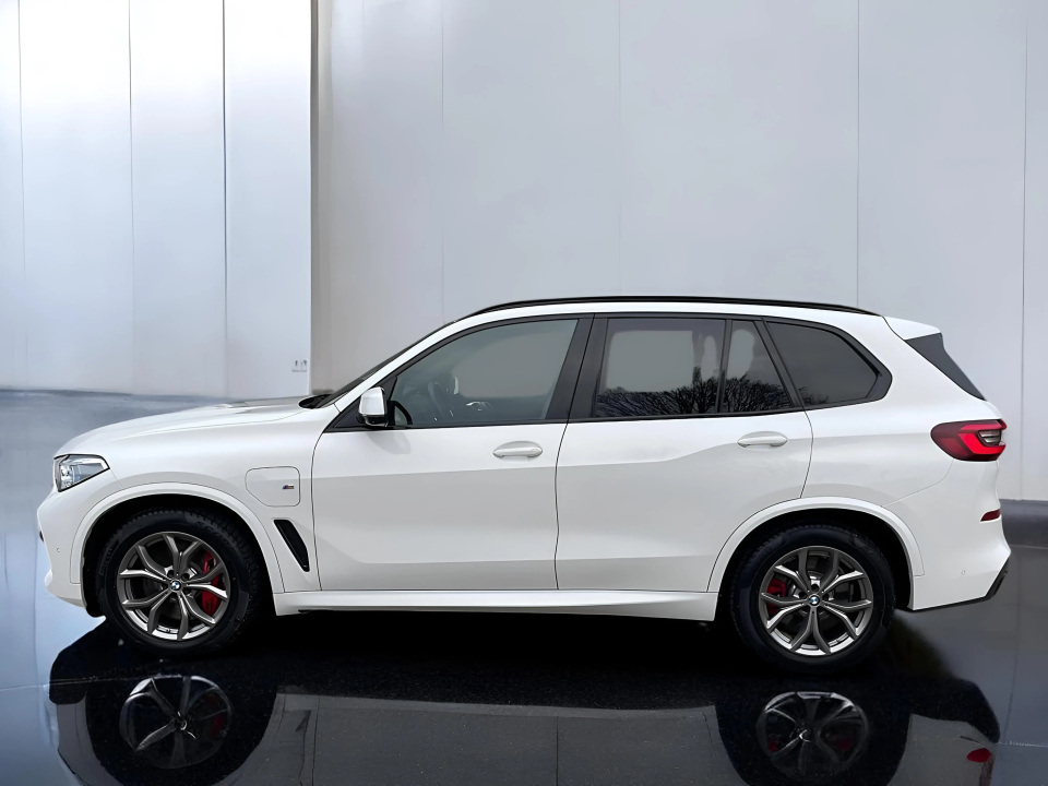 BMW X5 xDrive45e M-Sport (3)