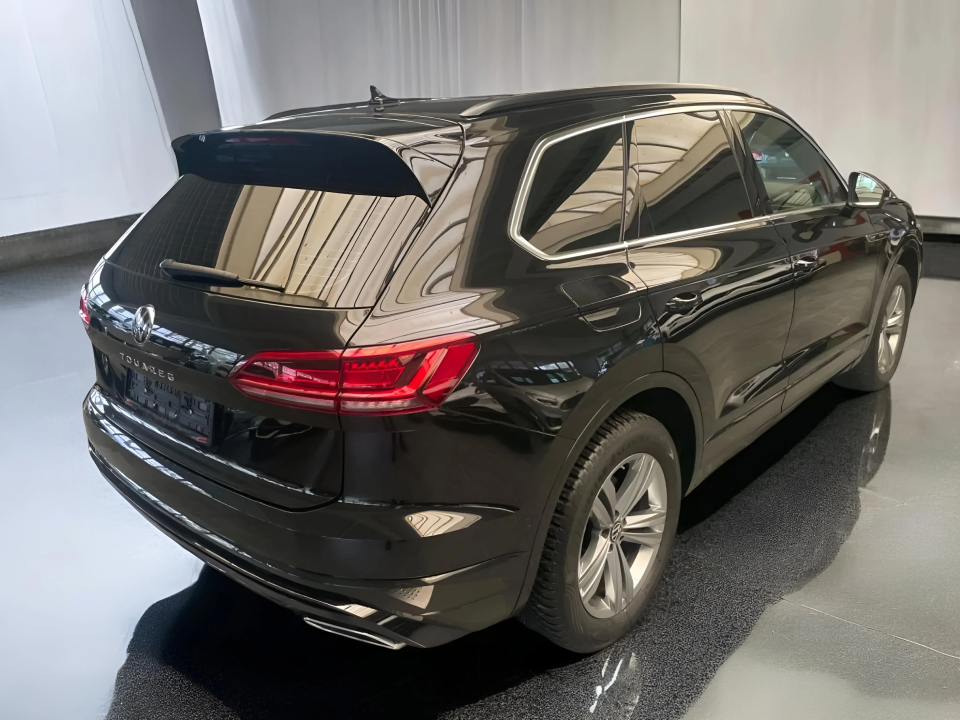 Volkswagen Touareg 3.0 V6 TDI R-Line (3)