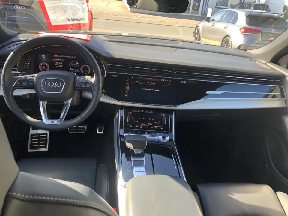 Audi Q8 50 TDI (5)