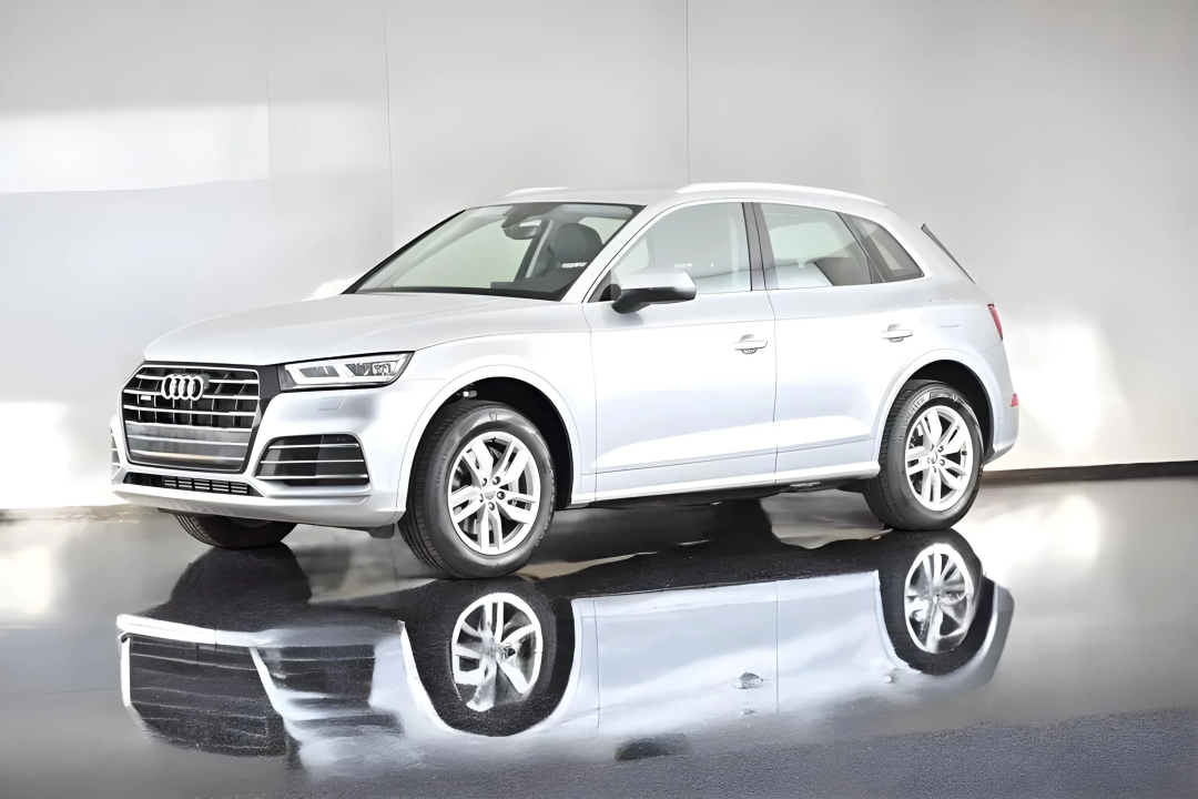 AUDI Q5 55 TFSI e Quattro PHEV Sport S-Tronic Business+ (1)