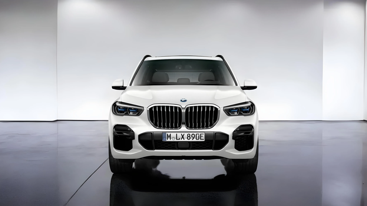 BMW X5 xDrive45e M-Sport (2)