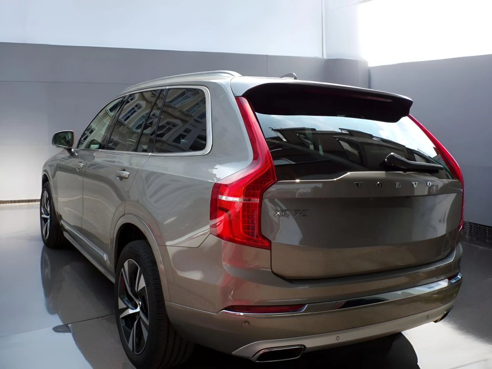 Volvo XC 90 Inscription Expression Recharge Plug-in (3)