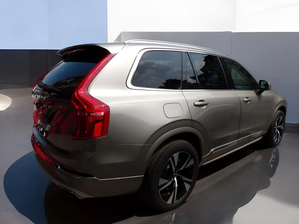 Volvo XC 90 Inscription Expression Recharge Plug-in (2)