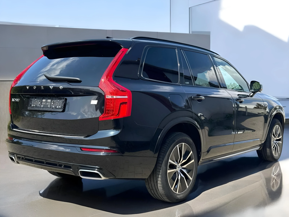 Volvo XC 90 T8 AWD R Design Expression 7 Locuri (2)