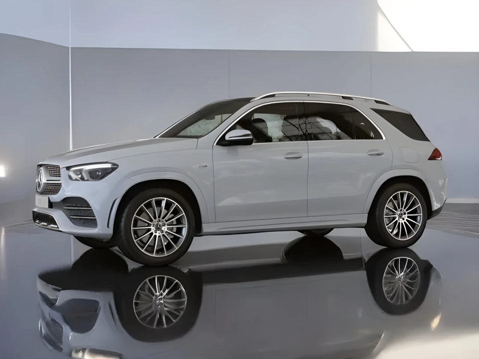 Mercedes-Benz GLE 350 de 4Matic AMG (2)