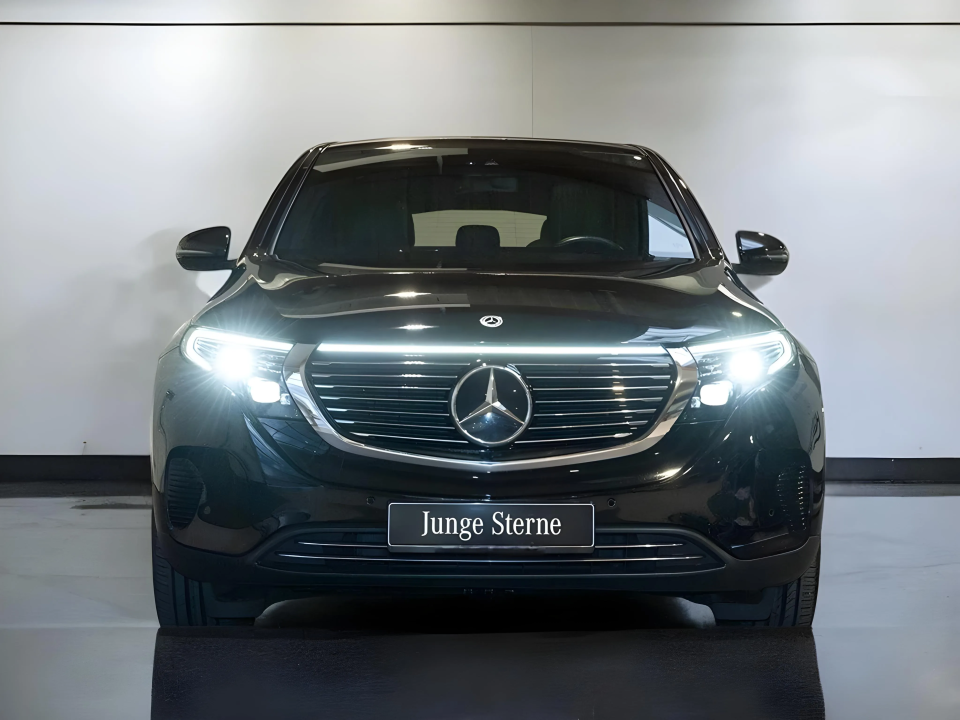 Mercedes-Benz EQC 400 4MATIC (2)