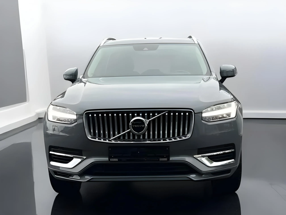 Volvo XC 90 T8 Recharge Inscription Expression (2)