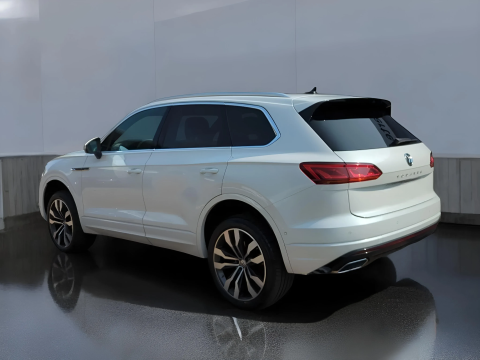 Volkswagen Touareg 3.0 V6 TDI R-Line 4Motion (4)