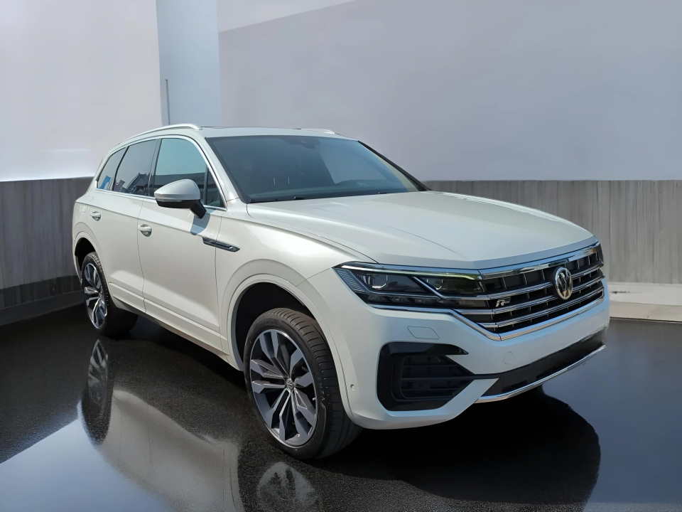 Volkswagen Touareg 3.0 V6 TDI R-Line 4Motion (1)