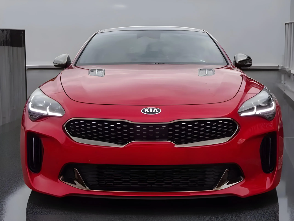 Kia Stinger 3,3 GT 4x4 - foto 8