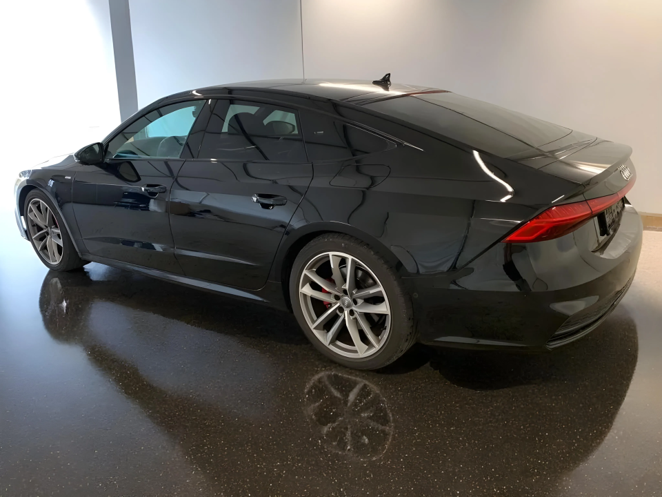 Audi A7 55 TFSIe quattro S tronic S-Line (2)