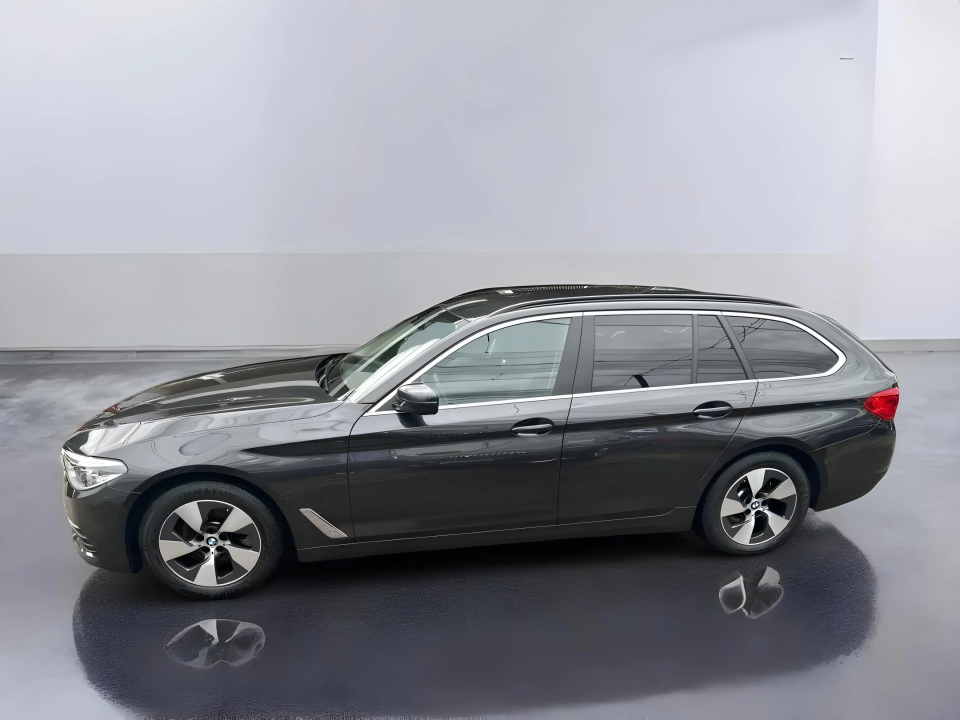 BMW Seria 5 520d XDRIVE (2)