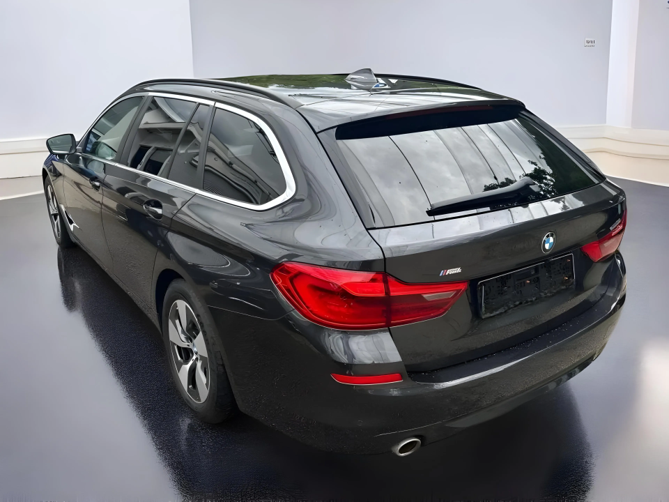 BMW Seria 5 520d XDRIVE (3)