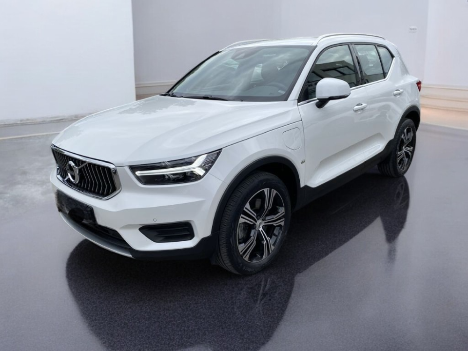 Volvo XC 40 Inscription Recharge Plug-In Hybrid (4)