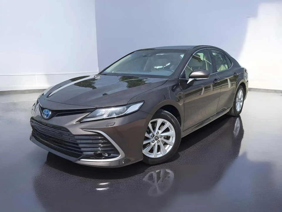 Toyota Camry Hybrid Business Edition (5)