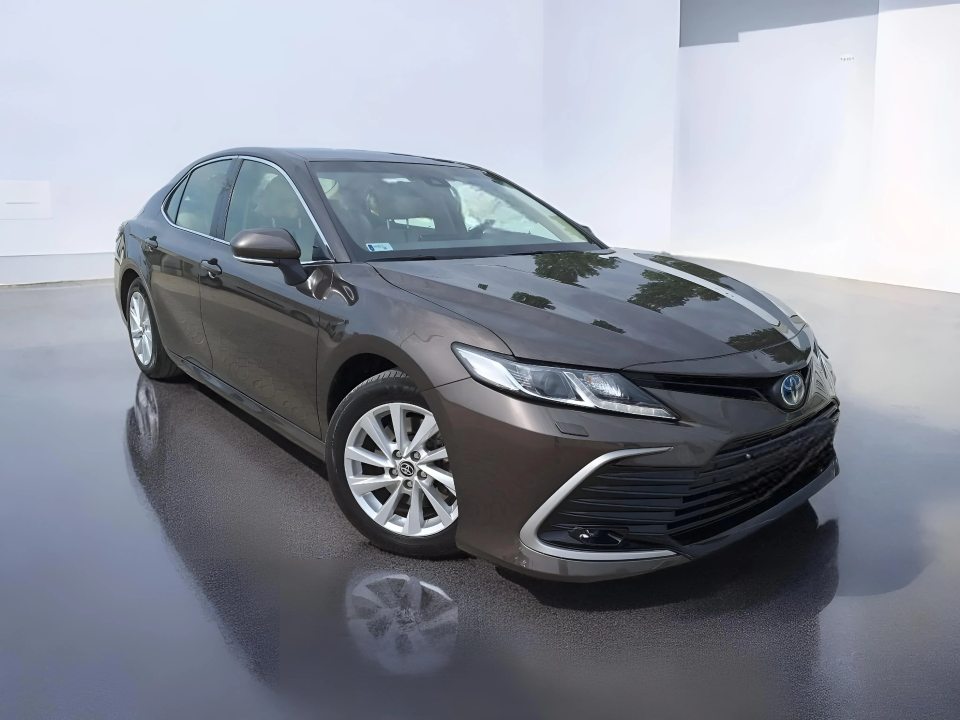 Toyota Camry Hybrid Business Edition