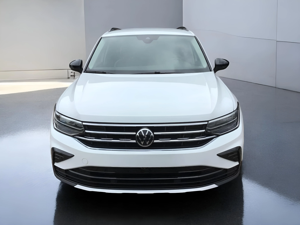 Volkswagen Tiguan Urban Sport 2.0 TDI DSG (2)