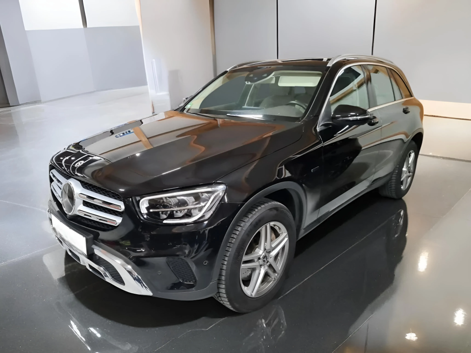 Mercedes-Benz GLC SUV 300e 4MATIC (3)