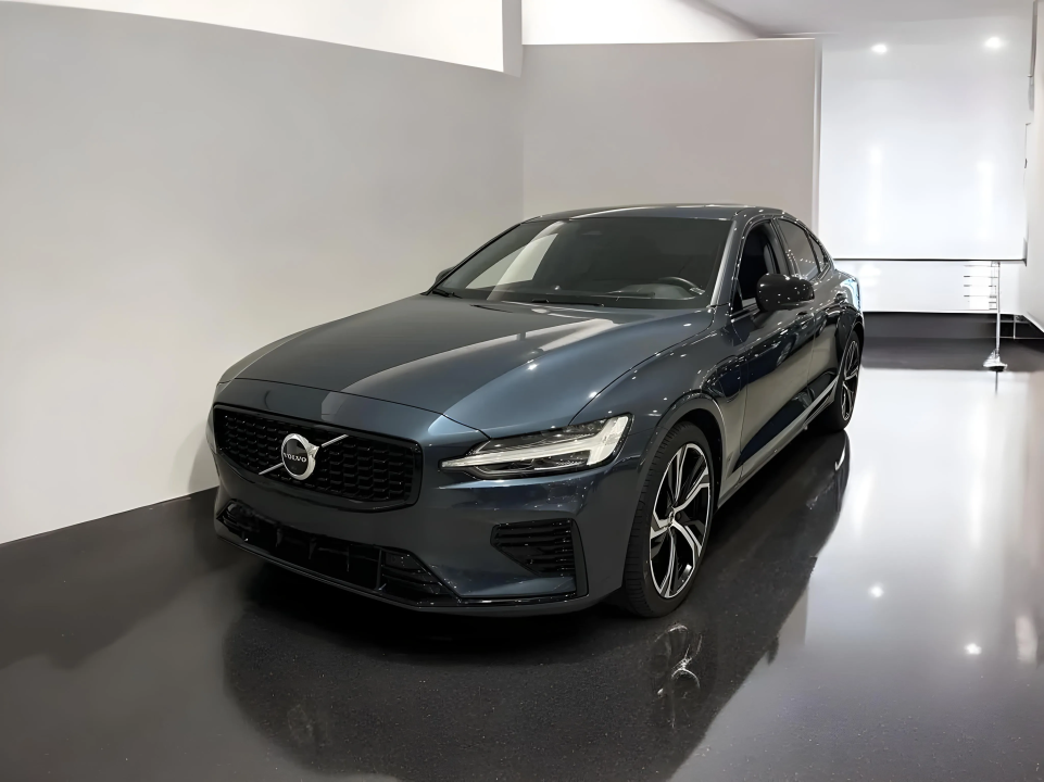 Volvo S60 T8 Recharge AWD Ultimate Dark