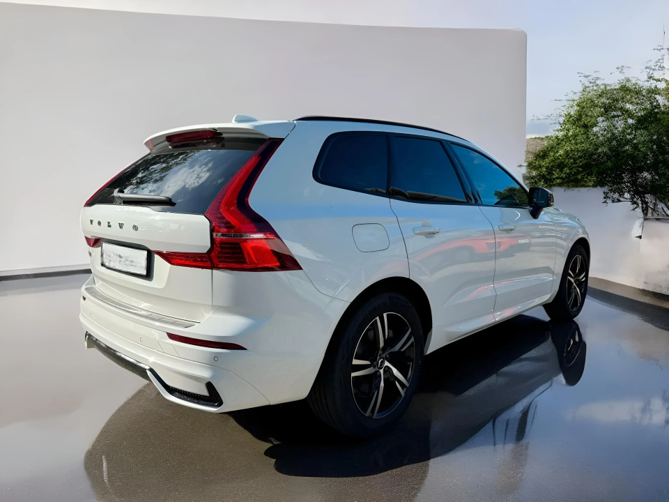 Volvo XC 60 T8 Recharge AWD R-Design (2)