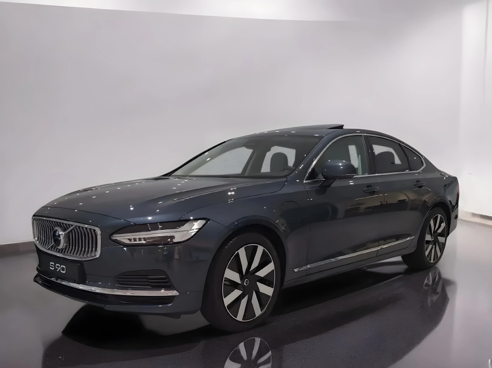 Volvo S90 T8 Recharge AWD Plus Bright (1)