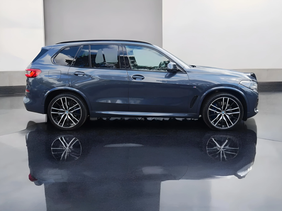 BMW X5 xDrive40i M-Sport (2)