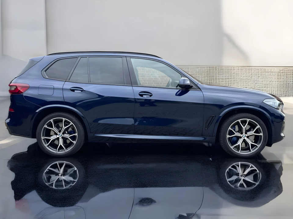 BMW X5 xDrive45e M-Sport (2)