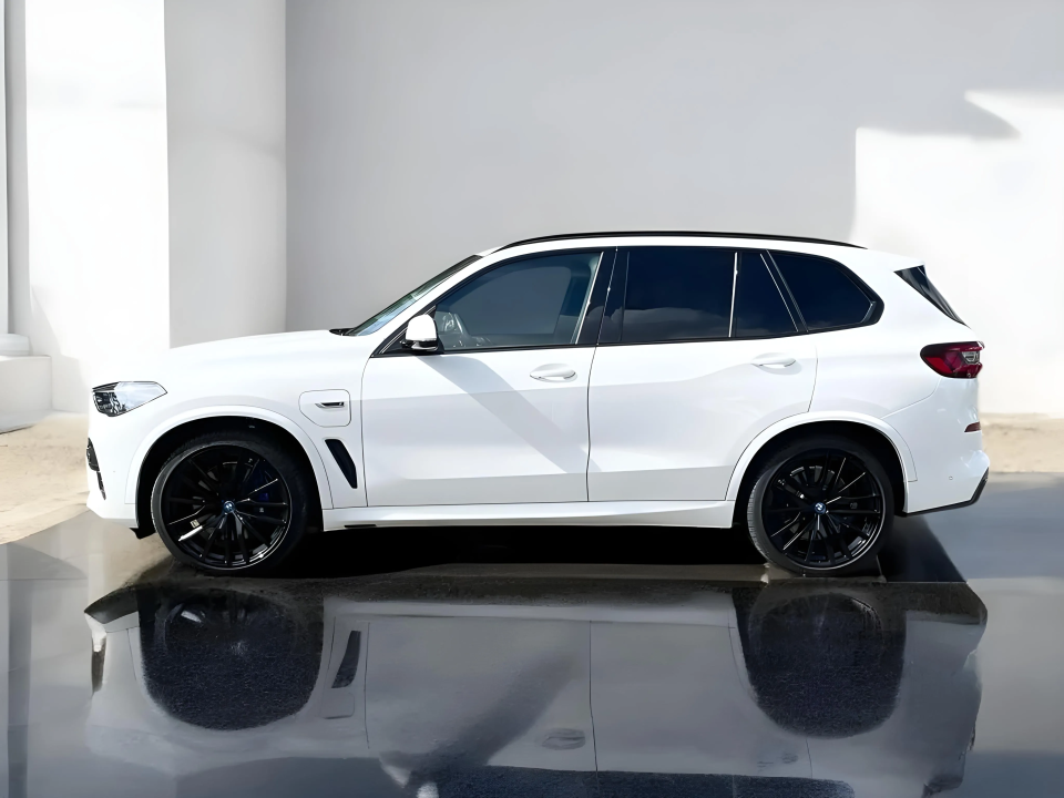 BMW X5 xDrive45e M-Sport (3)